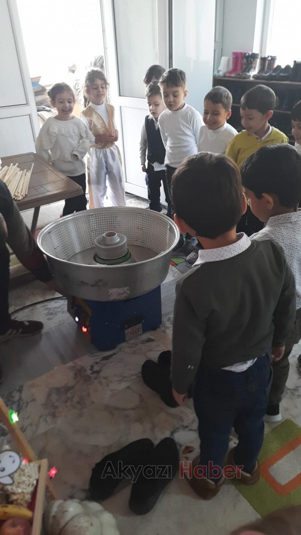 Miraç Camii'nde yerli malı temalı hayır pazarı