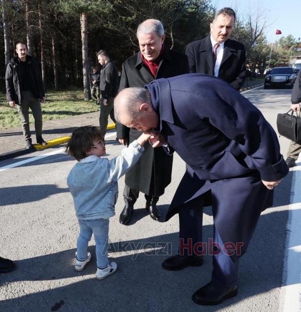 Cumhurbaşkanı Erdoğan’dan minik Zayn’a harçlık