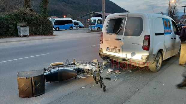 Motosikletli kurye ölümden döndü
