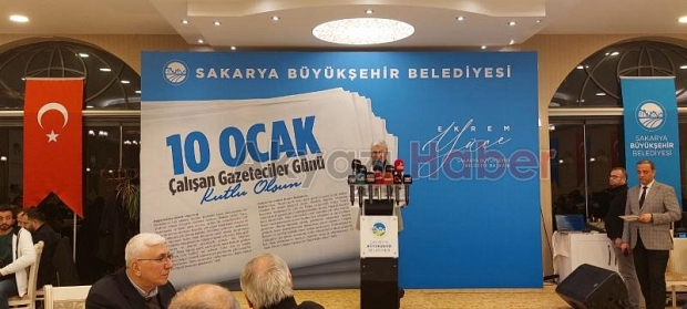 Yüce, gazetecilerle buluştu