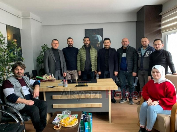 Akyazı Belediyesi'nden Çalışan Gazeteciler Günü Ziyareti
