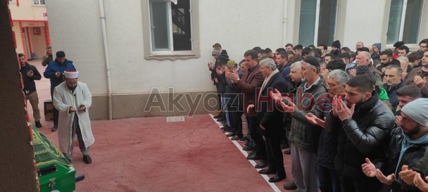Kazada ölen Oğuzhan toprağa verildi