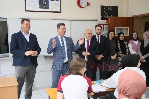 Milli Eğiitim Müdürü ve Başkan Soykan'dan okullara ziyaret