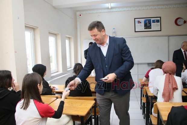 Milli Eğiitim Müdürü ve Başkan Soykan'dan okullara ziyaret