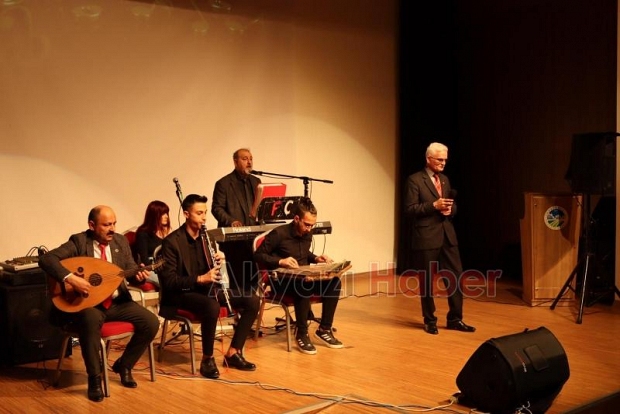 Akyazı'da Türk sanat müziği konseri