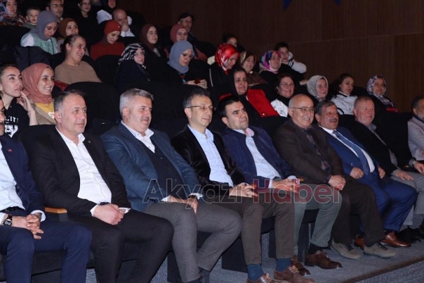 Akyazı'da Türk sanat müziği konseri