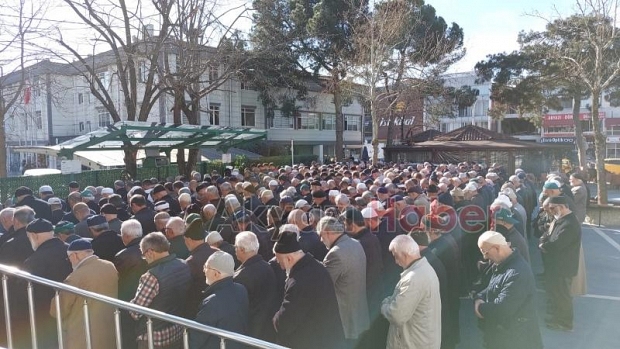 Mehmet Yeni defnedildi