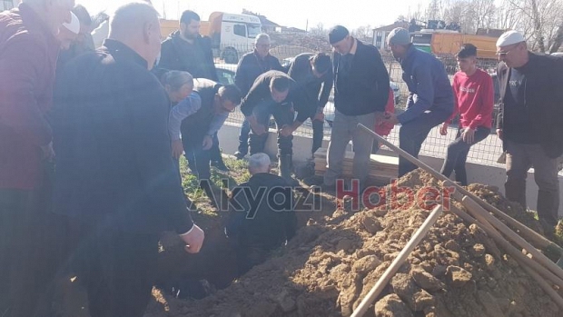 Mehmet Yeni defnedildi