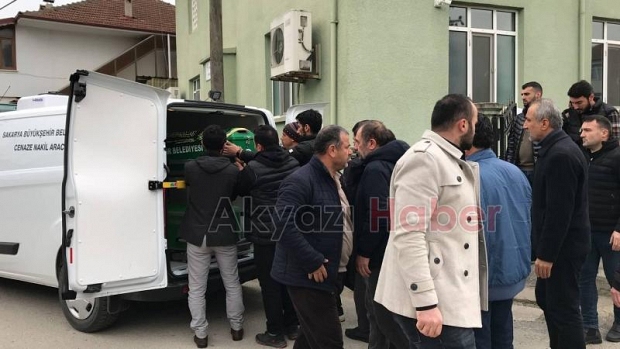 Evde kalbi duran Kerem Ertuğrul defnedildi