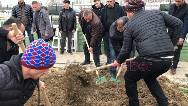 Evde kalbi duran Kerem Ertuğrul defnedildi