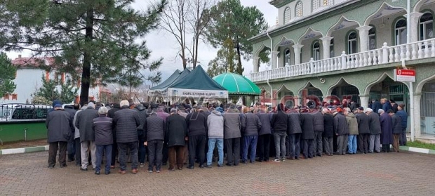Lütfiye Furuncu toprağa verildi