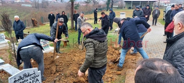 Lütfiye Furuncu toprağa verildi