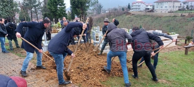 Lütfiye Furuncu toprağa verildi