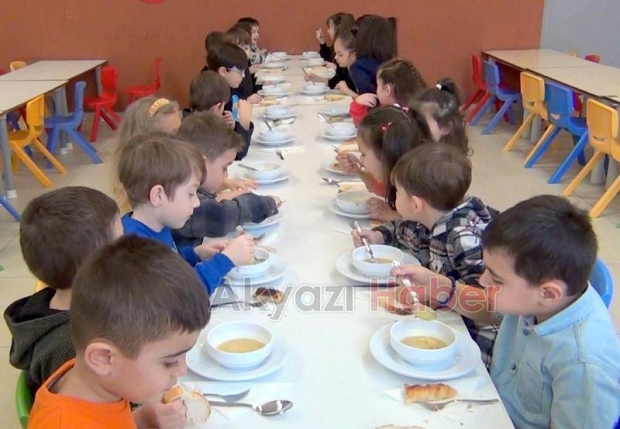 Sakarya'da 43 bin öğrenciye ücretsiz yemek verilecek