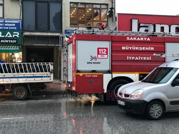 Sigara izmariti ekipleri alarma geçirdi