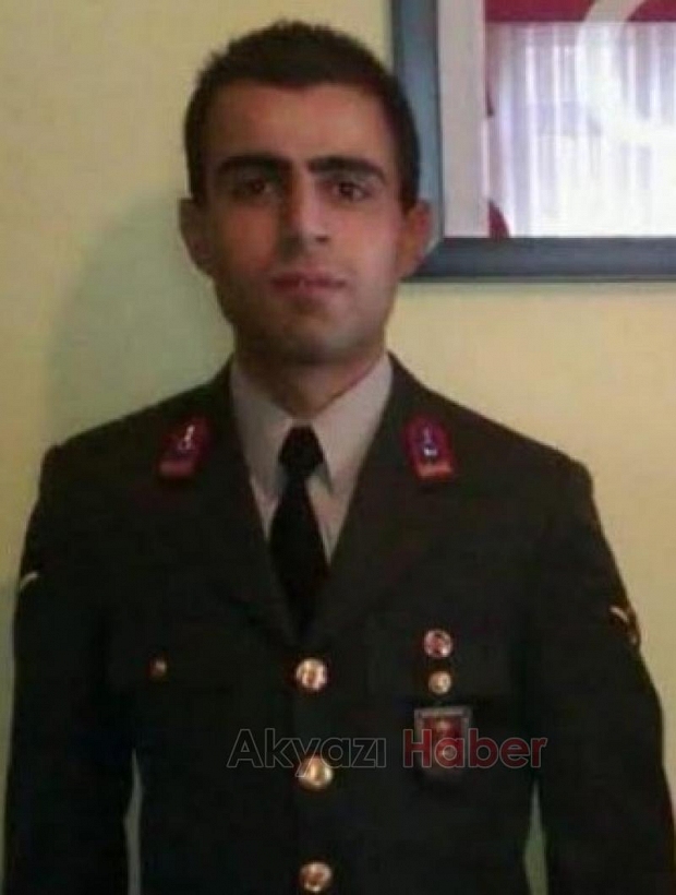 Sakaryalı astsubay ve ikizlerinden biri depremde hayatını kaybetti