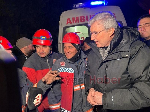 Başkan Yüce ve kurtarma ekipleri depremzedeler için mücadele ediyor