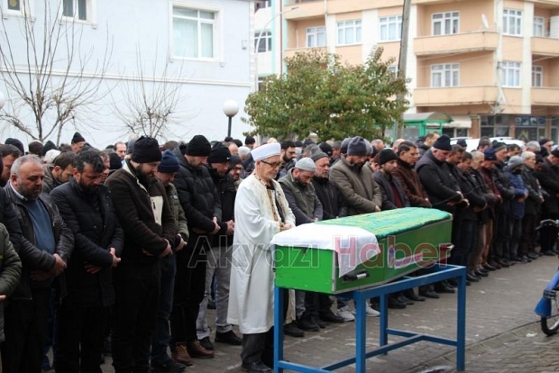 Eyüp Özgör defnedildi
