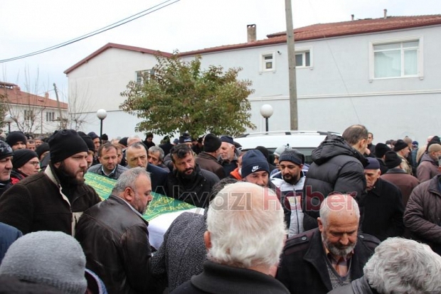 Eyüp Özgör defnedildi