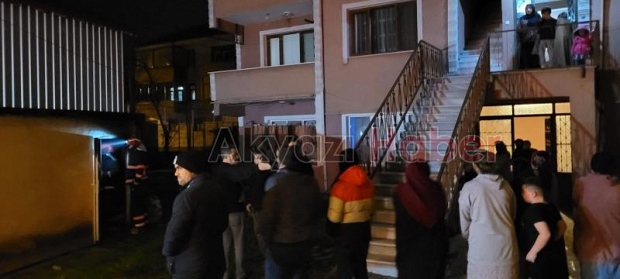 Akyazı'da iki ayrı yangına itfaiye müdahale etti