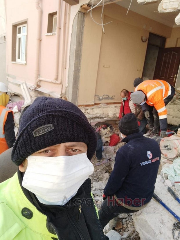 Akyazı'dan depremzedelerin yardımına koşmuşlardı, yaşadıklarını anlattılar