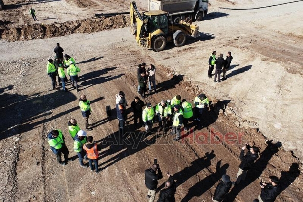 400 konteynerle yeni yaşam alanı