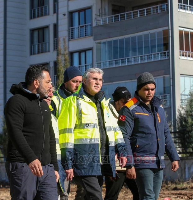 400 konteynerle yeni yaşam alanı