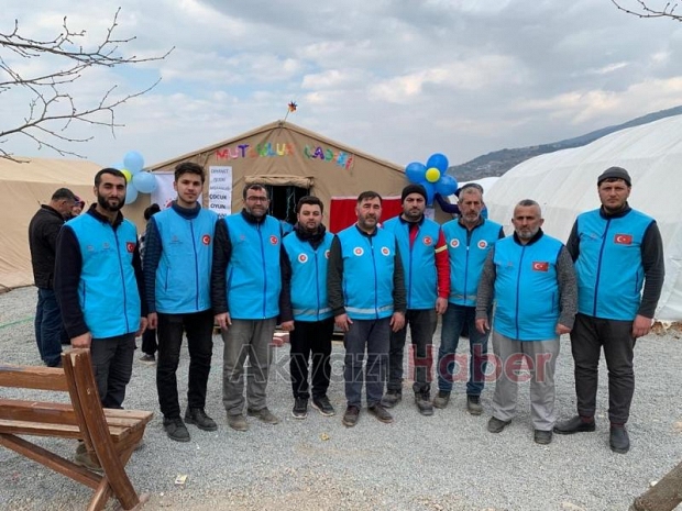 Sakarya'dan Maraş'a giden müftülük personeli yardım için çalışıyor