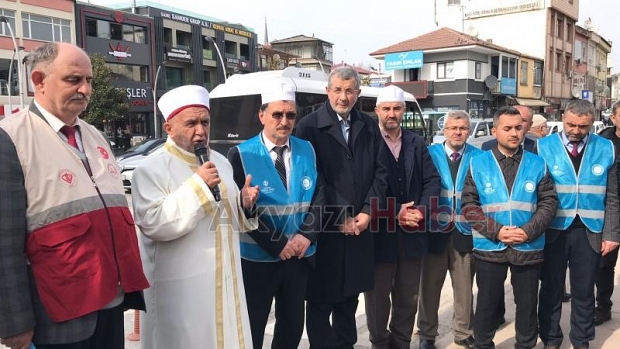 Deprem bölgesine 2 tır yardım malzemesi gönderildi
