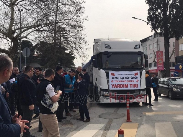 Deprem bölgesine 2 tır yardım malzemesi gönderildi