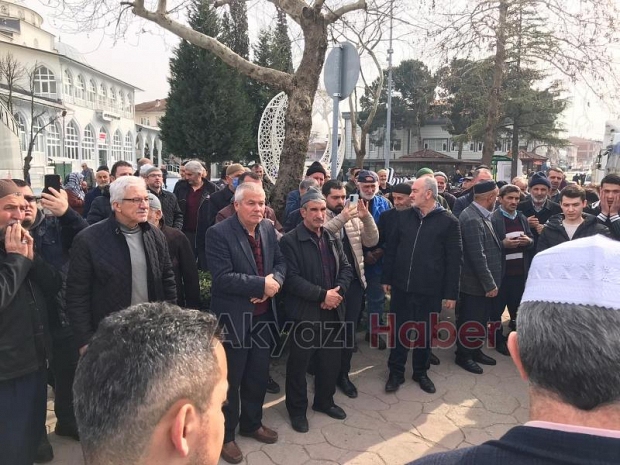Deprem bölgesine 2 tır yardım malzemesi gönderildi