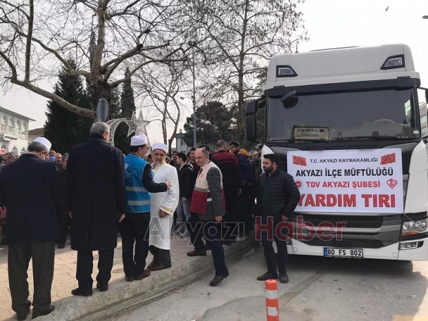 Deprem bölgesine 2 tır yardım malzemesi gönderildi