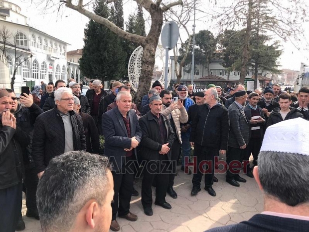 Deprem bölgesine 2 tır yardım malzemesi gönderildi