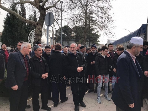 Deprem bölgesine 2 tır yardım malzemesi gönderildi