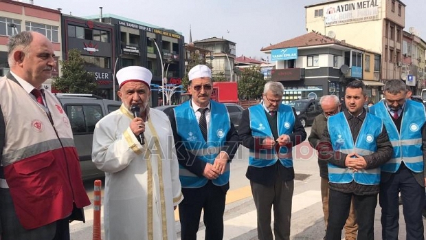 Deprem bölgesine 2 tır yardım malzemesi gönderildi