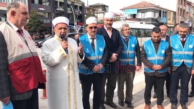 Deprem bölgesine 2 tır yardım malzemesi gönderildi