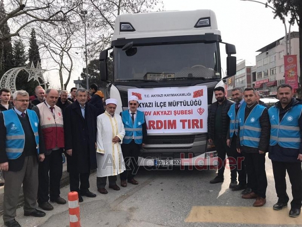 Deprem bölgesine 2 tır yardım malzemesi gönderildi