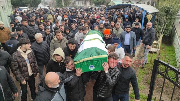  Semih Yılmaz dualarla defnedildi.