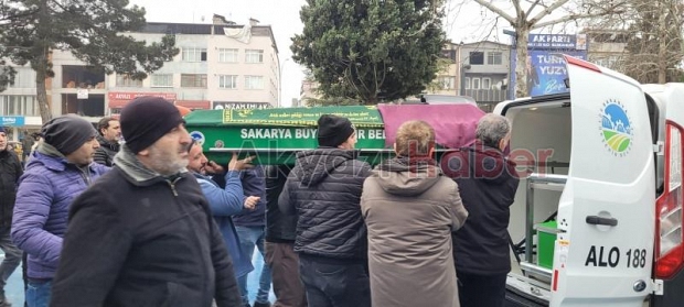 Ayşan Kızılda defnedildi