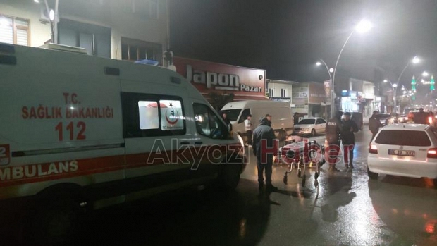 Otomobille çarpışan motosikletli yaralandı
