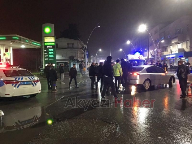Otomobille çarpışan motosikletli yaralandı