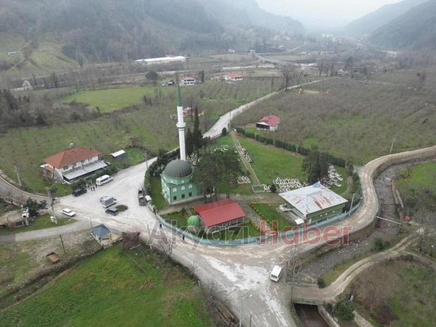 Ballıkaya’da beton yol çalışmaları tamamlandı
