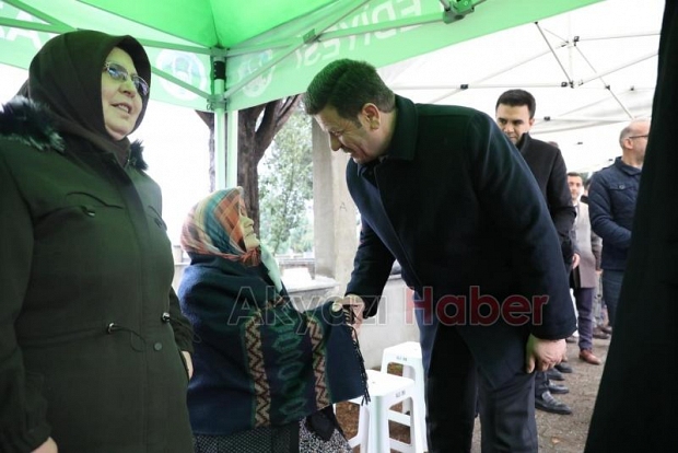Akyazı'da 18 Mart Çanakkale Zaferi törenle kutlandı