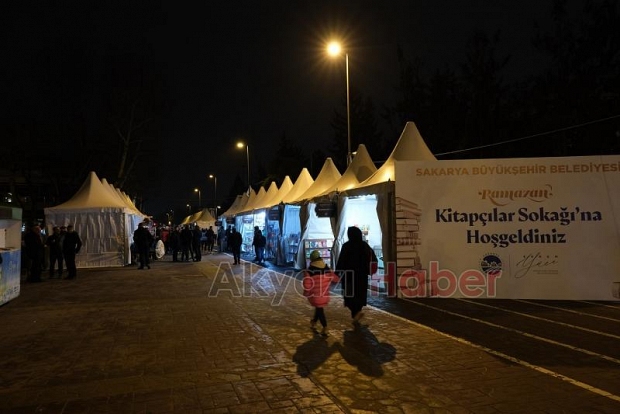 Ramazan Kitap Sokağı’nın açılışını yapıldı