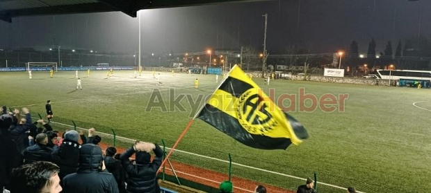 As Akyazıspor iddiasını sürdürdü