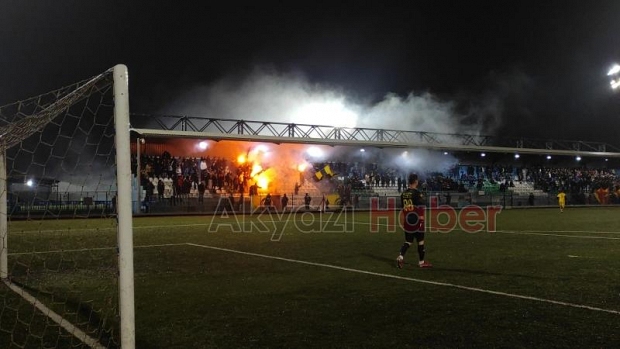 As Akyazıspor iddiasını sürdürdü