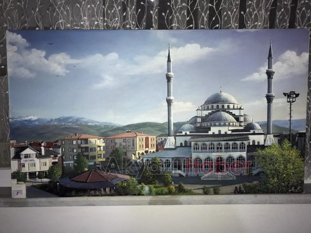 Ödüllü ressam Akyazı'da