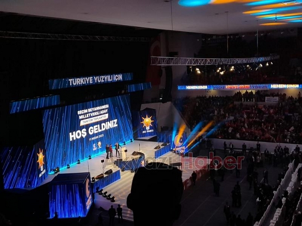 AK Parti'de Sakarya milletvekili adayları tanıtıldı