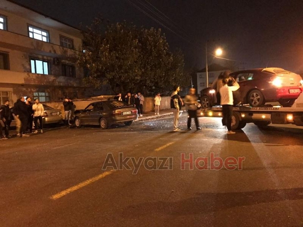 Akyazı'da kaza: 2 yaralı