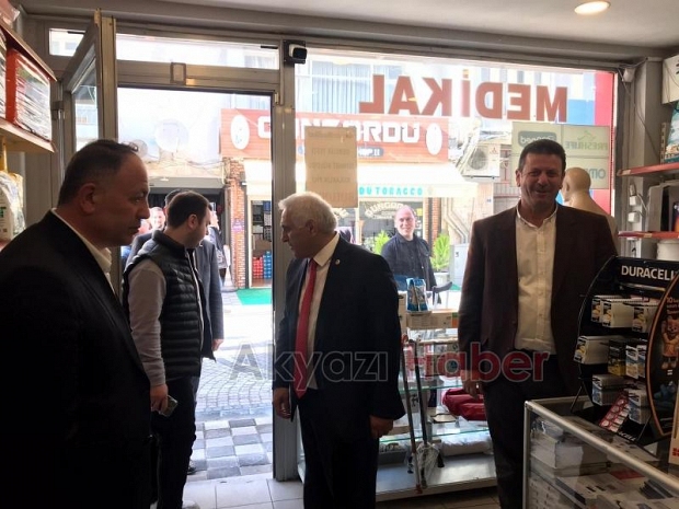 Ali İnci Akyazı'da Sıkılmadık El Bırakmadı